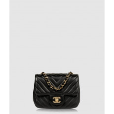 [CHANEL-샤넬]<br>쉐브론 클래식 램스킨 쁘띠삭 A35200