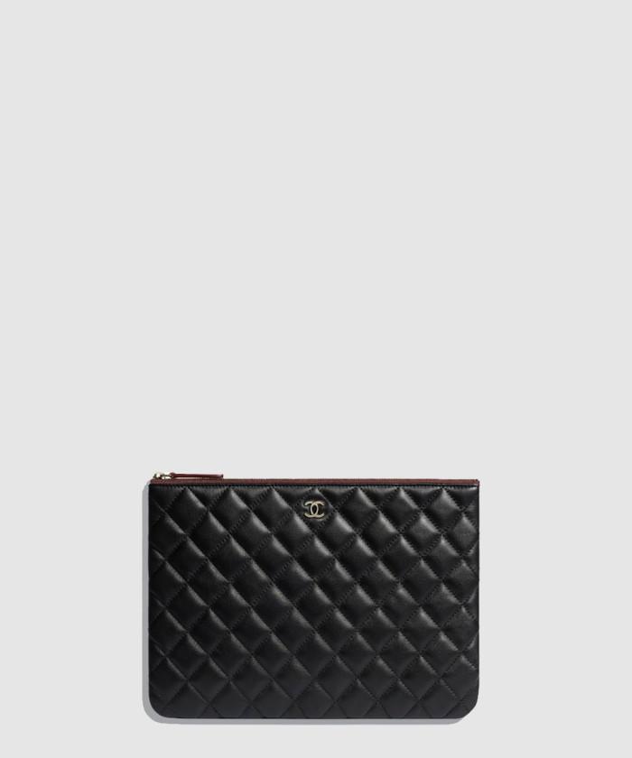 [CHANEL-샤넬]<br>클래식 클러치 미듐 A82545